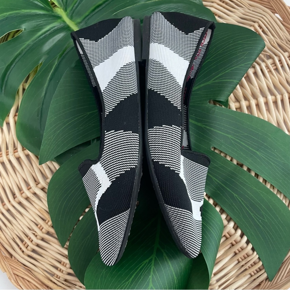 Sketchers Cleo Sherlock Memory Foam Black/White D… - image 6